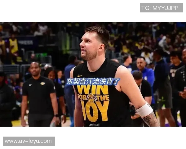 东契奇强调季前赛缺乏对抗性为常规赛成功奠定基础的重要性 东契奇强调季前赛缺乏对抗性为常规赛成功奠定基础的重要性