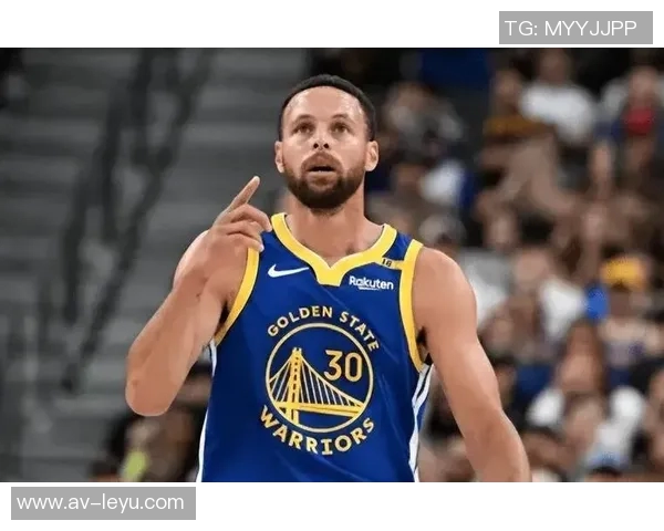 文班谈输球原因防守不足致败库里高效表现凸显问题所在 文班谈输球原因防守不足致败库里高效表现凸显问题所在